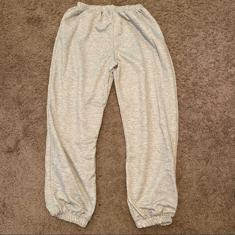 PrettyLittleThing Grey Sweatpants/Joggers